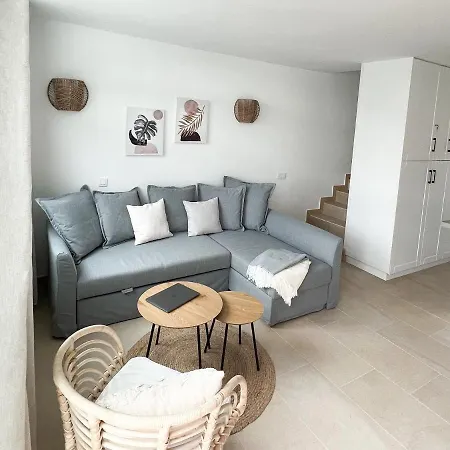Sonnige, Neu Renovierte Casa Fresas *
