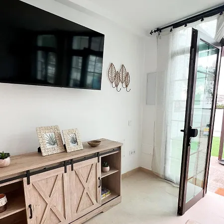 Sonnige, Neu Renovierte Casa Fresas Holiday home